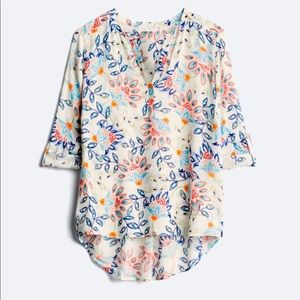 danielrainn Pale Sky Koda Split Neck Top Size Medium Off White Floral Paisley